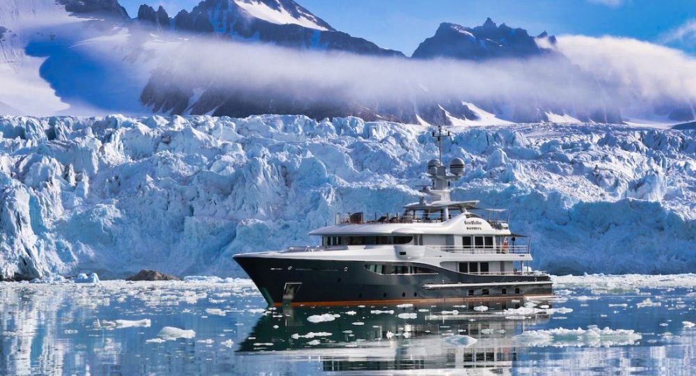 superyachtgenemachine1100x733 enhanced (Demo)