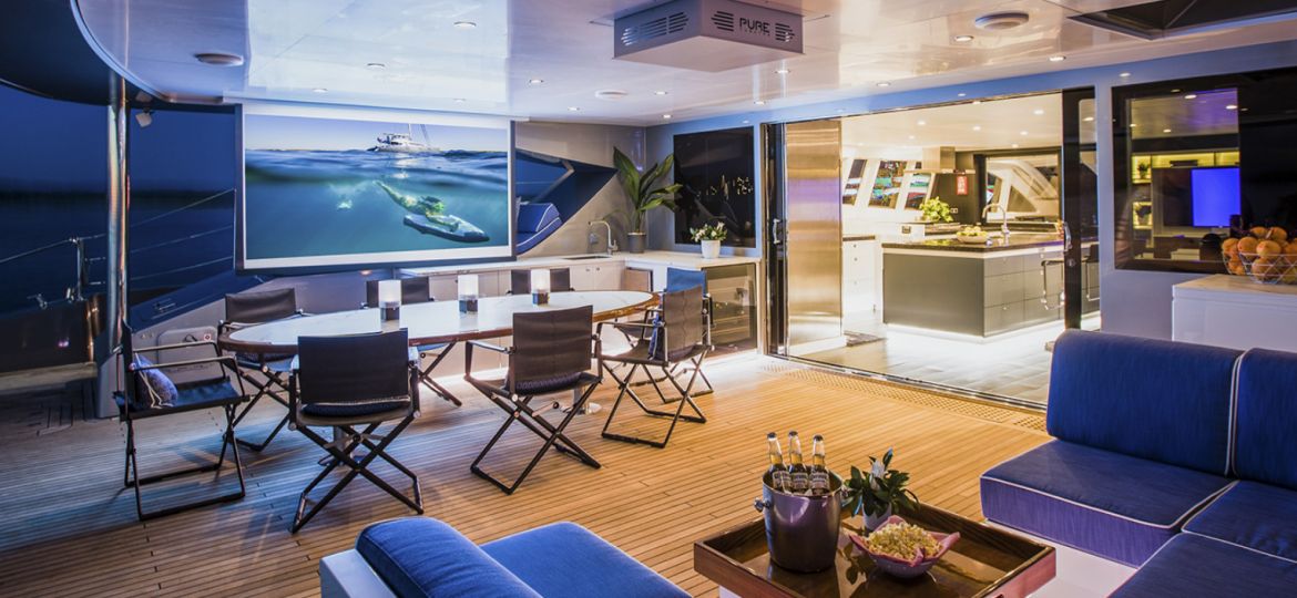 Screenshot_2020-05-31 Superyacht Interiors Decks - YachtShot(4) (Demo)